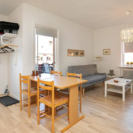 Apartment Overlooking Pedestrian Zone