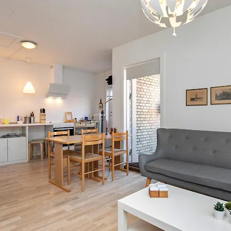 Apartment Overlooking Pedestrian Zone Skagen